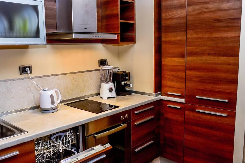 Sea View Apartment Next To Sea Garden And Beach Varna ภายนอก รูปภาพ