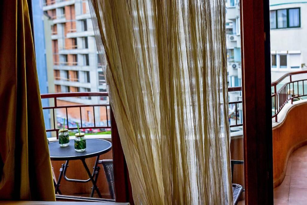 Sea View Apartment Next To Sea Garden And Beach Varna ภายนอก รูปภาพ